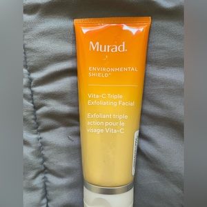Brand new Murad Vitamin C Triple Exfoliating Facial